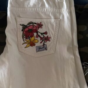 Gucci Cream Pants with Floral Embroidery